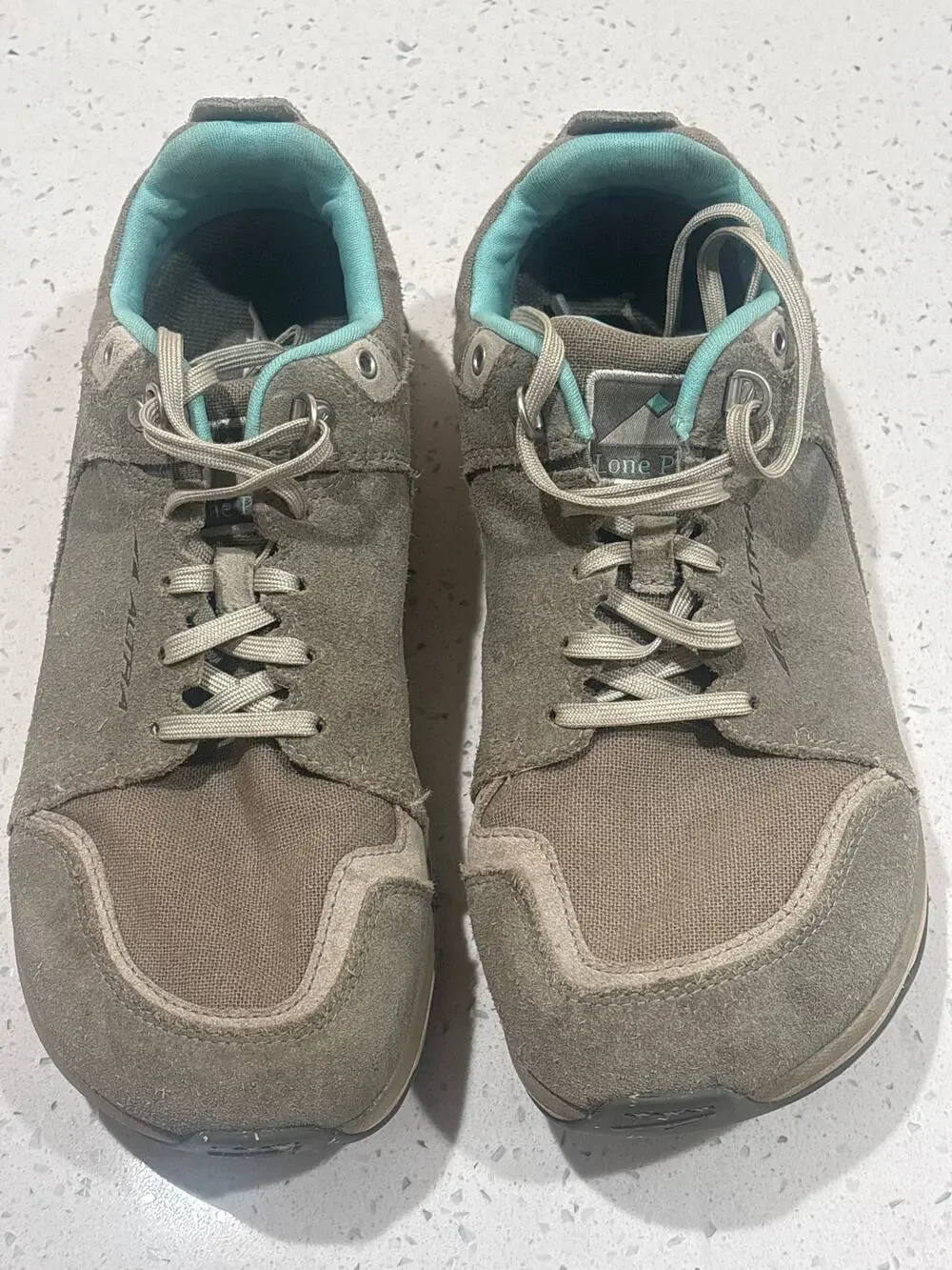 Women’s sz 9Altra Sneakers